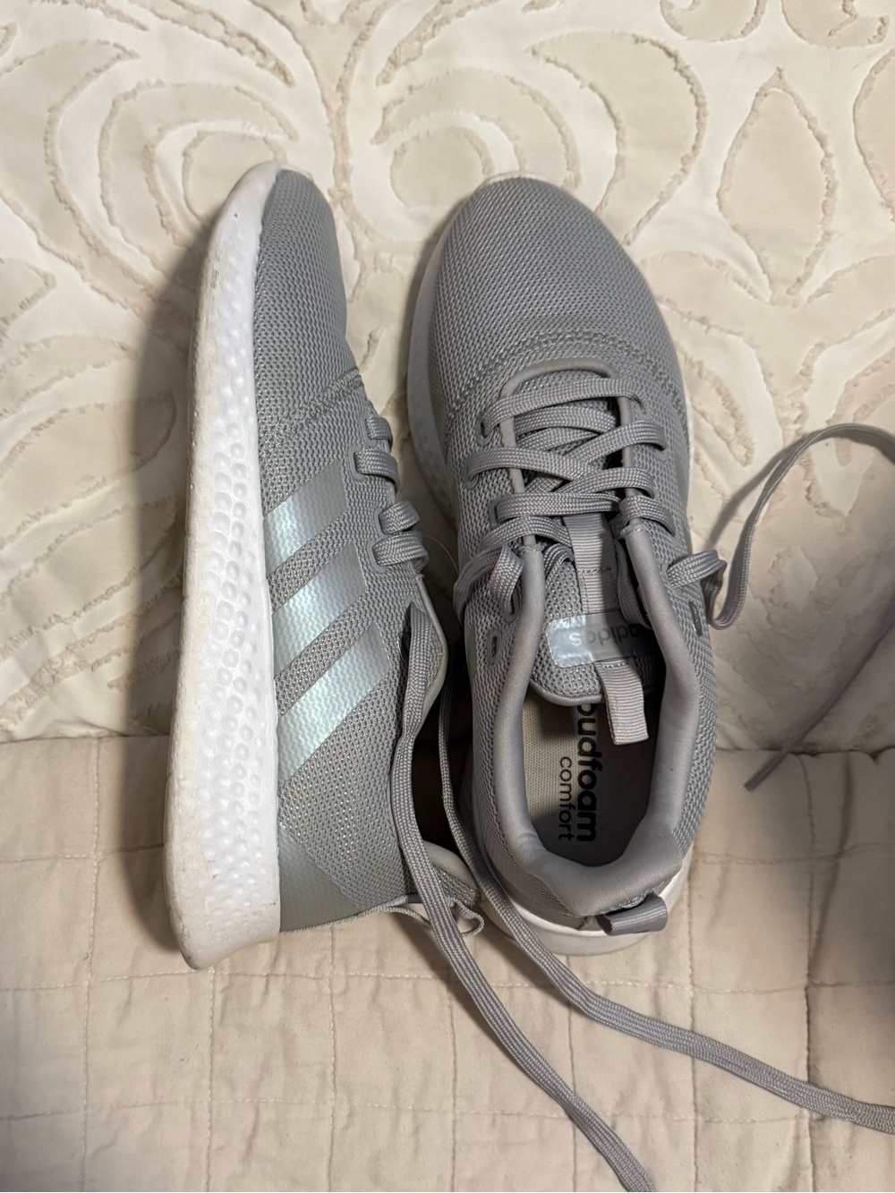 Adidas Women's Grey Cloudfoam Lightweight Sneakers